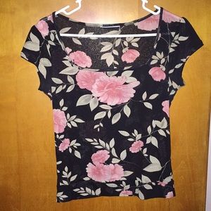 Beautiful Women’s floral top